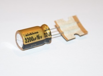 NICHICON FW 2200uF/16V ДЛЯ АУДИО (#786)
