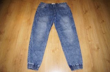 Spodnie jeansowe joggery r. 32/32 Reserved