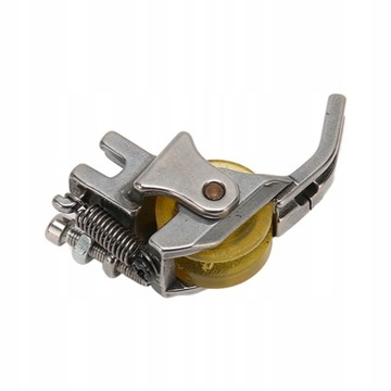 УНИВЕРСАЛЬНАЯ ЛАПКА ДЛЯ ШВЕЙНЫХ МАШИН С ВАЛИКОМ 0,3