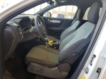 Volvo XC40 2024 Volvo XC 40 2024 VOLVO XC40 CORE 2.0 Benzyna 248KM, zdjęcie 8