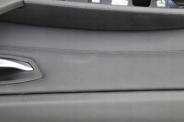 ОБИВКА БОКОВОЙ ДВЕРИ ЛЕВАЯ ПЕРЕДНЯЯ КОЖА BMW E90