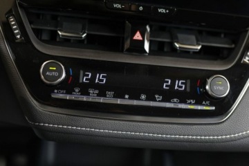 Toyota Corolla XII Sedan Facelifting 1.8 Hybrid 140KM 2023 Toyota Corolla 1.8 Hybrid Comfort 1.8 Hybryda 140KM, zdjęcie 31