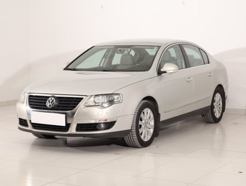 Volkswagen Passat B6 Sedan 1.4 TSI 122KM 2009 VW Passat 1.4 TSI, Salon Polska, Navi, Xenon, zdjęcie 1