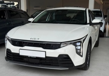 Kia 2025 Kia K4 MY2026 MWINTER 150KM automat 7DCT samochod dealera KIA 1.6 Benzyna, zdjęcie 2
