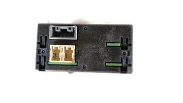 MAZDA MX-30 23R SPONA HNÍZDO USB DN4E669U0C