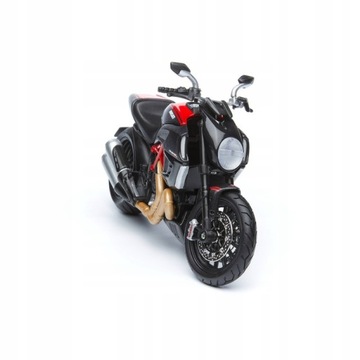 Ducati Diavel Carbon model do składania skala 1:12