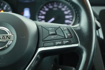 Nissan Qashqai II Crossover 1.2 DIG-T 115KM 2017 Nissan Qashqai 1.2 DIG-T, Salon Polska, zdjęcie 18