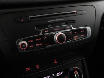 Audi Q3 I SUV Facelifting 1.4 TFSI cylinder on demand 150KM 2016 Audi Q3 1.4TFSI Automat S-LINE Sport Nawigacja, zdjęcie 25