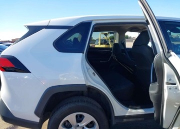 Toyota RAV4 V 2022 Toyota RAV4 2022r., Le, 2.5L, od ubezpieczalni 2.5 Benzyna 206KM, zdjęcie 7