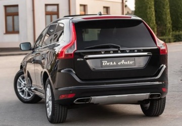 Volvo XC60 I SUV Facelifting 2.0 D4 DRIVE-E 190KM 2015 Volvo XC 60 D4 190KM SUMMUM Xenon Skora Navi Virtual Panorama El.Klapa Ful, zdjęcie 7