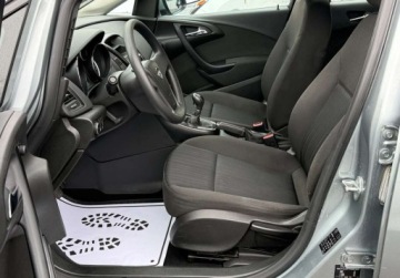 Opel Astra J Hatchback 5d Facelifting 1.6 Twinport ECOTEC 115KM 2015 Opel Astra salon Polska , I wlasciciel, kamera cofania 1.6 Benzyna 115KM, zdjęcie 8