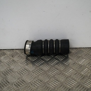 3C0145834L LEVÝ PŘÍVOD INTERCOOLER AUDI A3 8P1