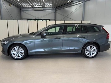 Volvo V60 II  2025 VOLVO V60 B4 Core Combi 2.0 (211KM) 2025, zdjęcie 2