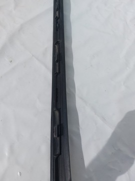 НАКЛАДКА ВЕТРОВОГО СТЕКЛА ЛЕВАЯ PEUGEOT 5008 I EU