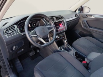 Volkswagen Tiguan II SUV Facelifting 1.5 TSI 150KM 2023 Volkswagen Tiguan 1.5TSI 150KM Elegance SalonPL SerwisASO Acc Virtual Matr, zdjęcie 15