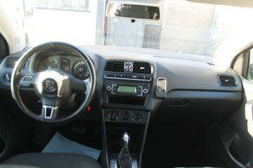 Volkswagen Polo V Hatchback 5d 1.6 TDI-CR DPF 90KM 2011 Volkswagen Polo ROK 2011 POJ 1,6 90 KM, zdjęcie 10