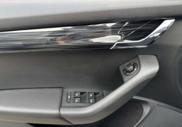 Skoda Octavia III Kombi Facelifting 2.0 TDI 184KM 2020 Skoda Octavia 4x4 2.0 TDI 184KM Style Kamera Czujniki Led Climatronic Podg, zdjęcie 15