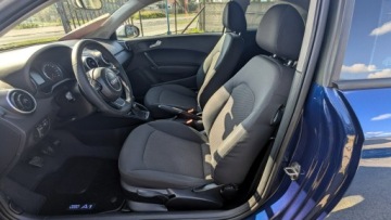 Audi A1 I Hatchback 3d 1.2 TFSI 86KM 2012 Audi A1 3-drzwiowe 1.2i 86PS OPŁACONY, zdjęcie 13