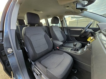 Volkswagen Passat B7 Variant 1.6 TDI CR DPF BlueMotion 105KM 2014 Volkswagen Passat Śliczny*zadbany*niski*przebieg, zdjęcie 4