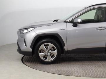 Toyota RAV4 V SUV 2.5 Hybrid Dynamic Force 218KM 2021 Toyota RAV 4 2.5 Hybrid, Salon Polska, zdjęcie 14