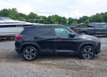 Chevrolet TrailBlazer II 2023 Chevrolet Trailblazer 2023, 1.3L, 4x4, LT, po gradobiciu 1.3 Benzyna 155KM, zdjęcie 6