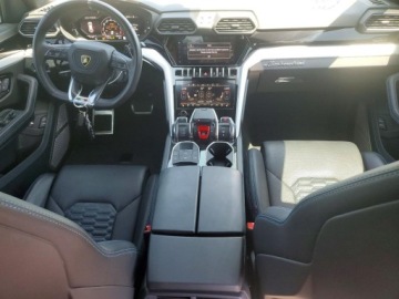 Lamborghini Urus 2022 Lamborghini Urus 2022 4.0 Benzyna 641KM, zdjęcie 8