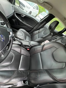 Volvo V40 II Hatchback 2.0 D3 150KM 2015 Volvo V40 II 2.0 D2, 150 KM , Ocean Race, zdjęcie 14