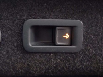 Volkswagen Passat B8 Variant Facelifting 2.0 TDI SCR 150KM 2022 Volkswagen Passat Variant HAK Faktura VAT Kamera Nawigacja 2.0 Diesel, zdjęcie 23