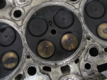 Головка BMW e90 e91 F07 F10 F11 F15 F20 F25 F30 F31 F34 N47d20C 7810465