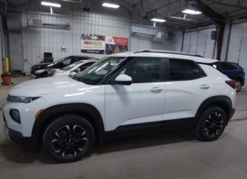 Chevrolet TrailBlazer II 2023 Chevrolet Trailblazer 2023, 1.2L, LT, po gradobiciu 1.2 Benzyna 137KM, zdjęcie 1