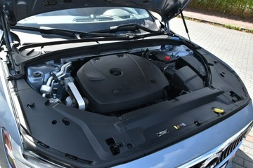 Volvo S90 II Sedan 2.0 T6 310KM 2018 Volvo S90 AWD 2.0 T6 310KM Inscription LONG 2018r., zdjęcie 31