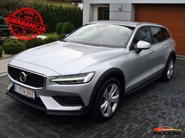 Volvo V60 II  Kombi 2.0 D3 150KM 2019 Volvo V60 Cross Country Volvo V60 Cross Countr...