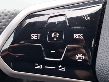 Volkswagen Golf VIII Variant 1.5 eTSI 130KM 2022 Volkswagen Golf R-Line 1.5 eTSI EVO mHEV 96 kW Faktura VAT 23 1.5, zdjęcie 15