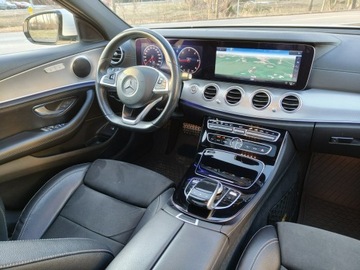 Mercedes Klasa E W213 Limuzyna 2.0 220d 194KM 2017 Mercedes E 220 Super stan faktura vat 23%, zdjęcie 8