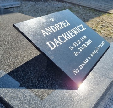 ДОСКА ГРАНИТНАЯ ЧЕРНАЯ 40х30 С КЛИНОМ