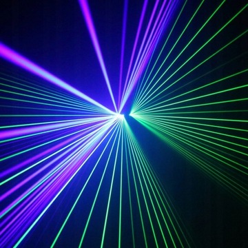 ЛАЗЕРНЫЙ СВЕТ С 6 ЛИНЗ RGB ДВИЖУЩЕГОСЯ ЛУЧА