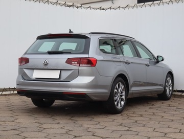 Volkswagen Passat B8 Variant Facelifting 1.5 TSI EVO 150KM 2020 VW Passat 1.5 TSI, Salon Polska, Klima, zdjęcie 4