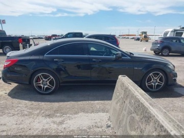 Mercedes CLS W218 2012 Mercedes-Benz CLS 63 AMG 2012 5.5l 5.5 Benzyna 518KM, zdjęcie 6