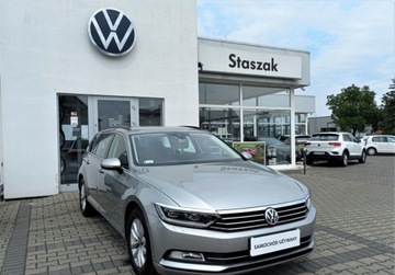 Volkswagen Passat B8 Variant 1.8 TSI BlueMotion Technology 180KM 2015