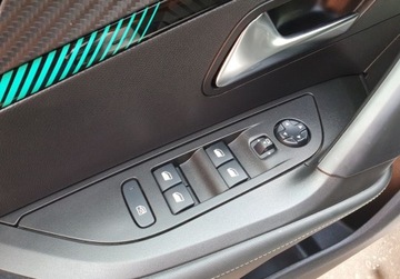 Peugeot 2008 II SUV 1.2 PureTech 100KM 2021 Peugeot 2008 Full LED Kamera GetHelp 1.2 Benzyna 101KM, zdjęcie 18