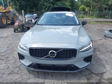 Volvo S60 III 2024 Volvo S60 Recharge Plug-In Hybrid T8 Plus Dark Theme 2024 2.0l 2.0 Hybryda, zdjęcie 6