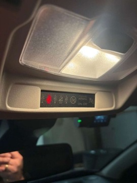 Citroen C3 III Hatchback 1.2 PureTech 82KM 2018 Citroen C3 1.2 PureTech FEEL 2018 Salon PL Gwarancja Klimatyzacja, zdjęcie 13