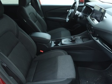 Nissan Qashqai III Crossover 1.3 DIG-T MHEV 158KM 2024 Nissan Qashqai 1.3 DIG-T MHEV, 1. Właściciel, zdjęcie 8