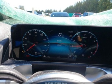 Mercedes GLB 2021 Mercedes-Benz GLB 250 4Matic 2021 2.0l 2.0 Benzyna 221KM, zdjęcie 10