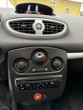 Renault Clio III Hatchback 5d 1.2 i 16V 75KM 2009 Renault Clio TYLKO 156tyśkm! 1WŁ Zwykła Benzyna 1.2B 2009r DYNAMIQUE 5DRZWI, zdjęcie 11