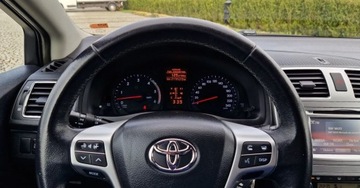 Toyota Avensis III Wagon Facelifting 2.0 D-4D 124KM 2015 Toyota Avensis SALON Navi, KAMERA przebieg wpisuje na fakturzeOrg.lakier1w, zdjęcie 14