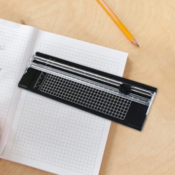 Ручной режущий инструмент для бумаги A4 Счет черный