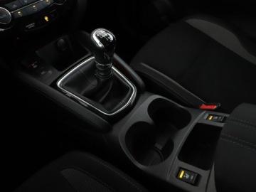 Nissan Qashqai II Crossover 1.6 DIG-T 163KM 2017 Nissan Qashqai klima auto grzane fotele czujniki, zdjęcie 25