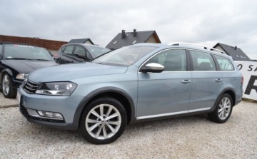 Volkswagen Passat B7 Variant 2.0 TDI CR DPF BlueMotion 140KM 2013 Volkswagen Passat Alltrack 2.0 tdi - bezwypadkowy - zadbany - oplacony - b, zdjęcie 11
