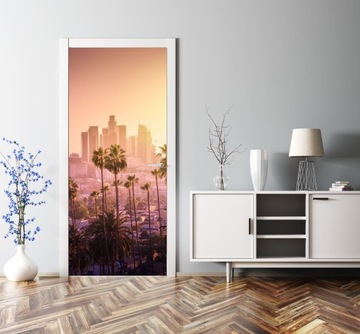 WIDOK NA MIASTO PALMY DEKORACYJNA OKLEINA NA DRZWI